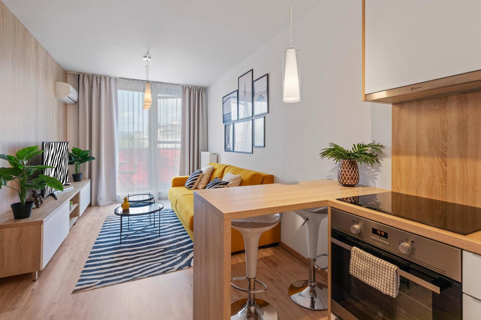Lam Safari - Balcony - Ac - Free Parking Apartment Bratislava Exterior photo